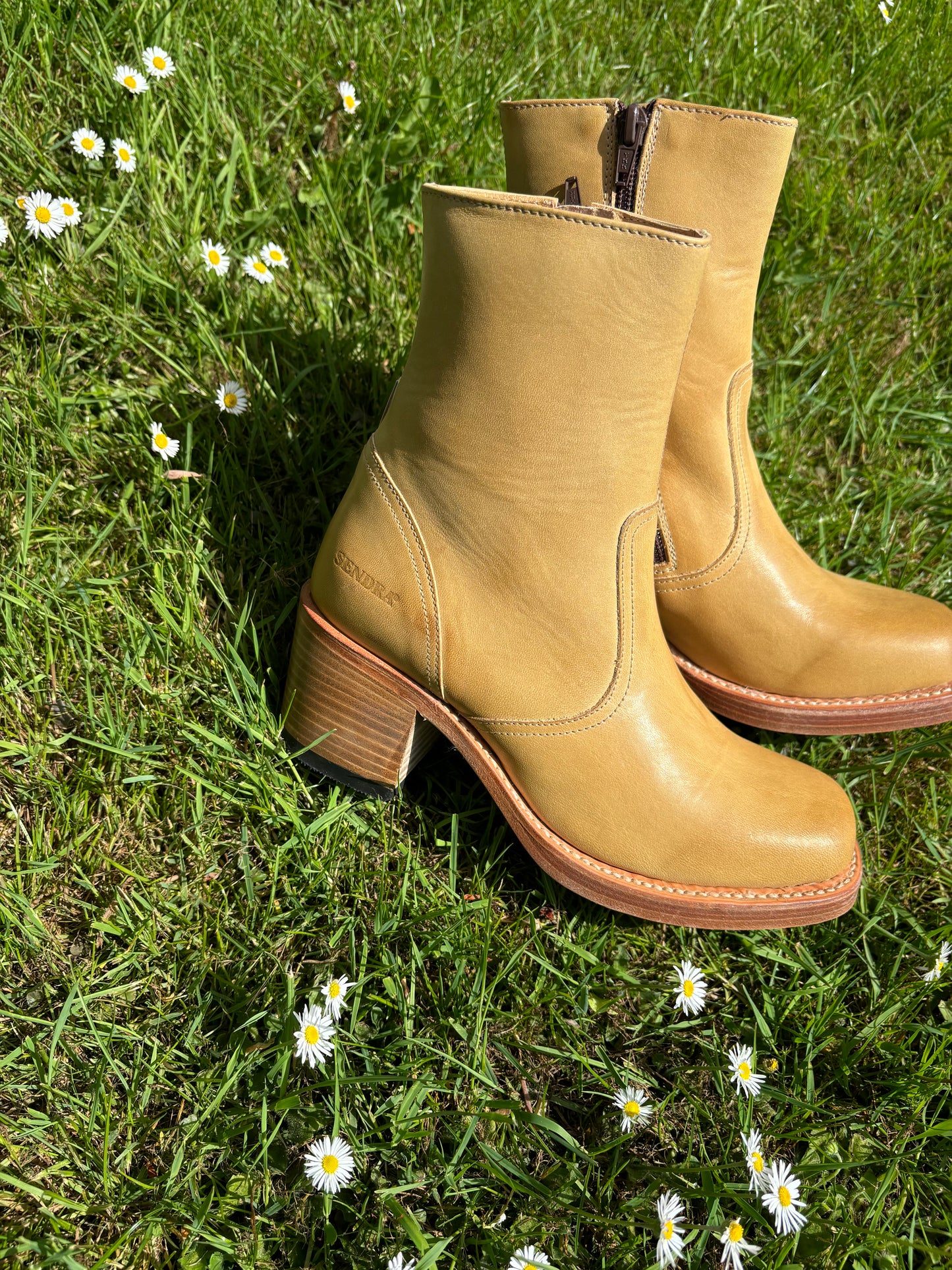 Sendra Frye boots | Size 38