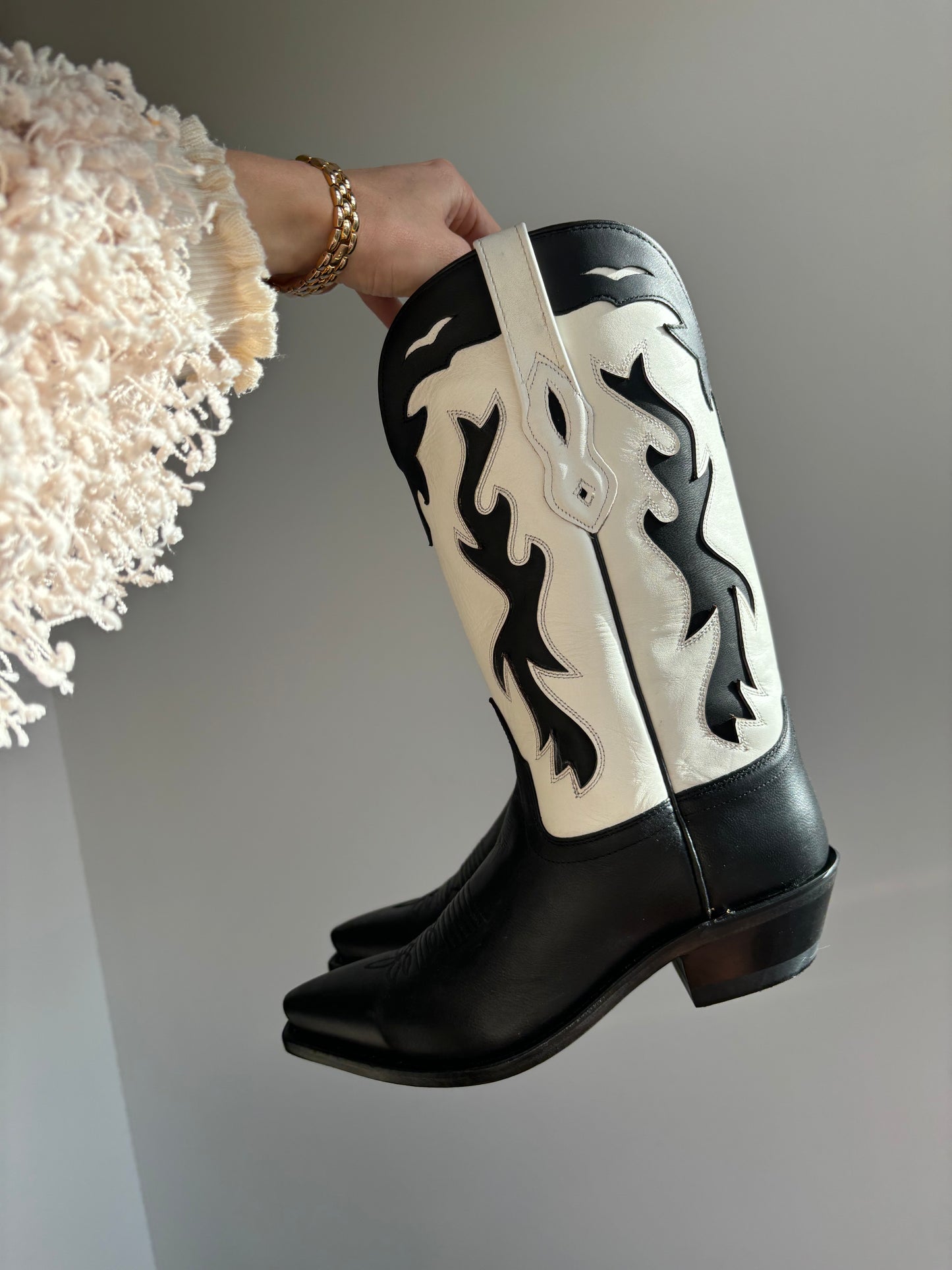 Leather westernboots| different sizes