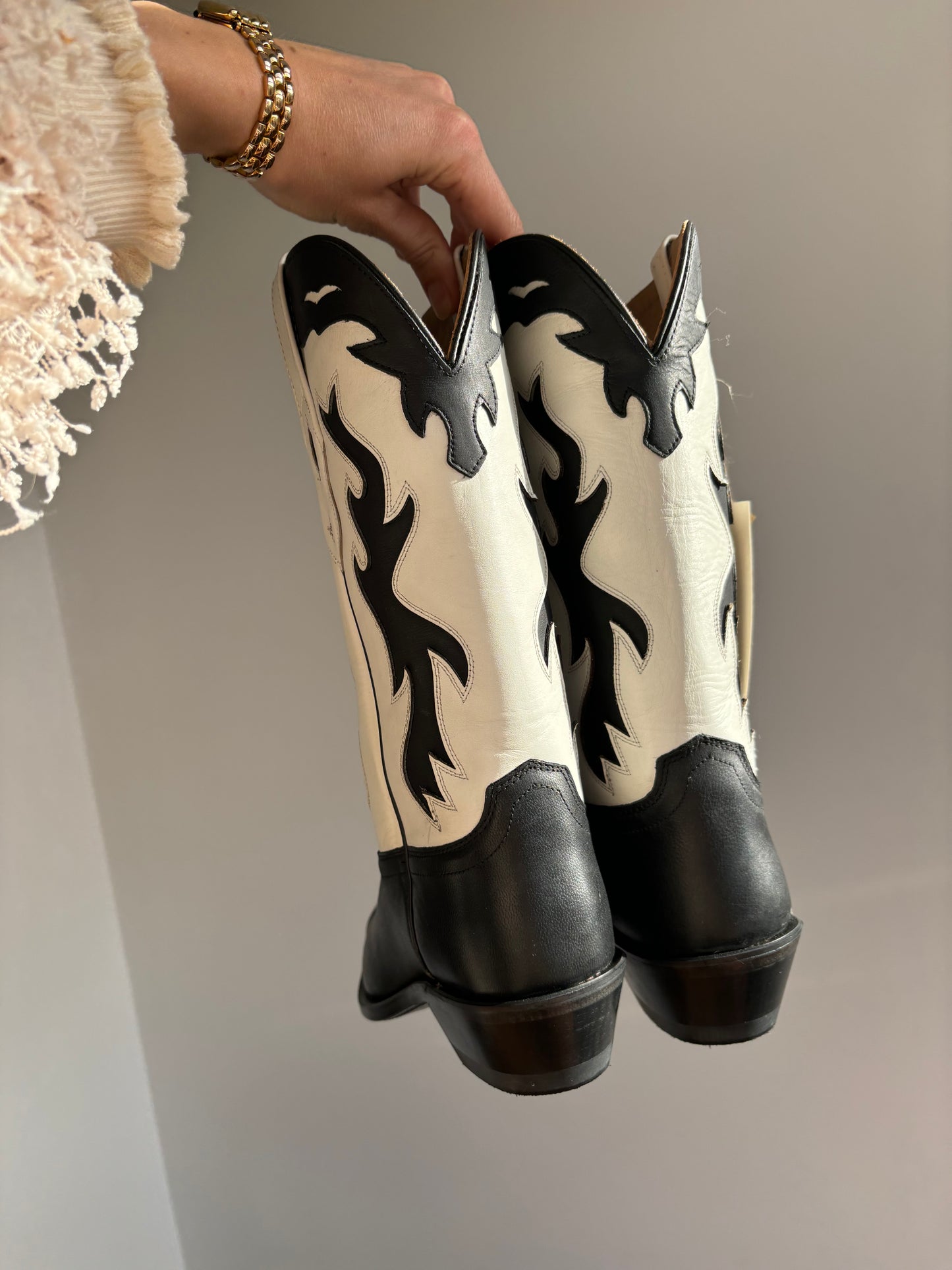 Leather westernboots| different sizes