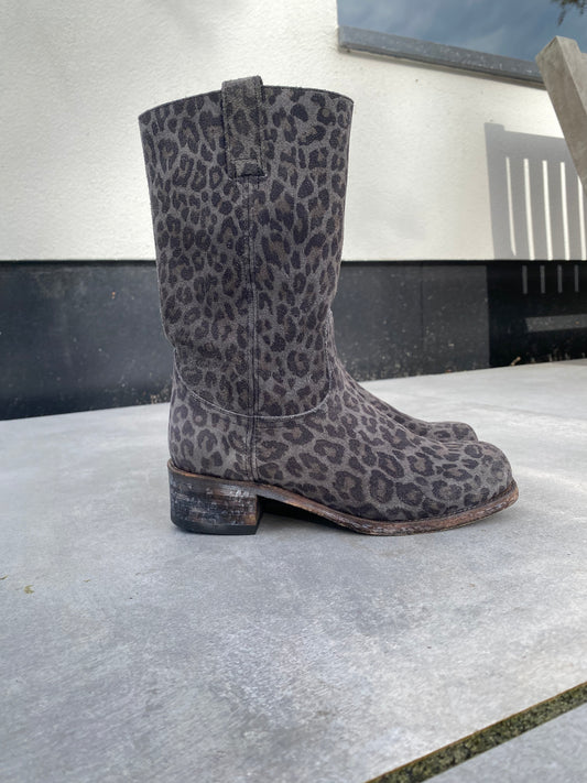 Sendra sale leopard boots