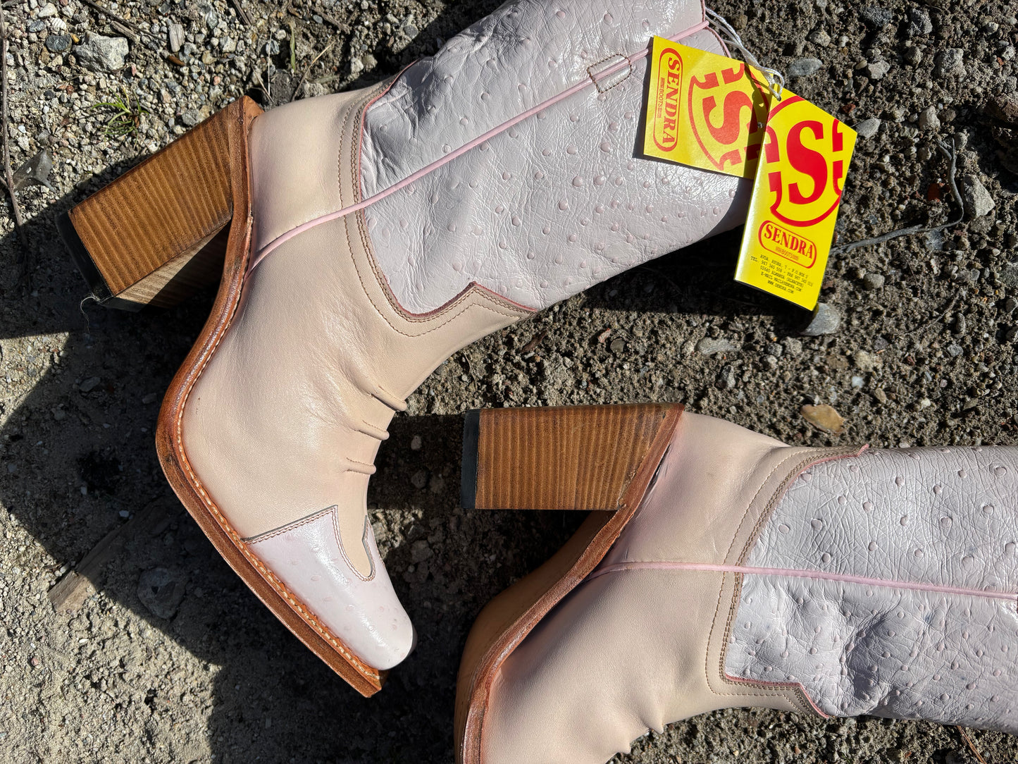 Sendra boots soft pink | Size 40
