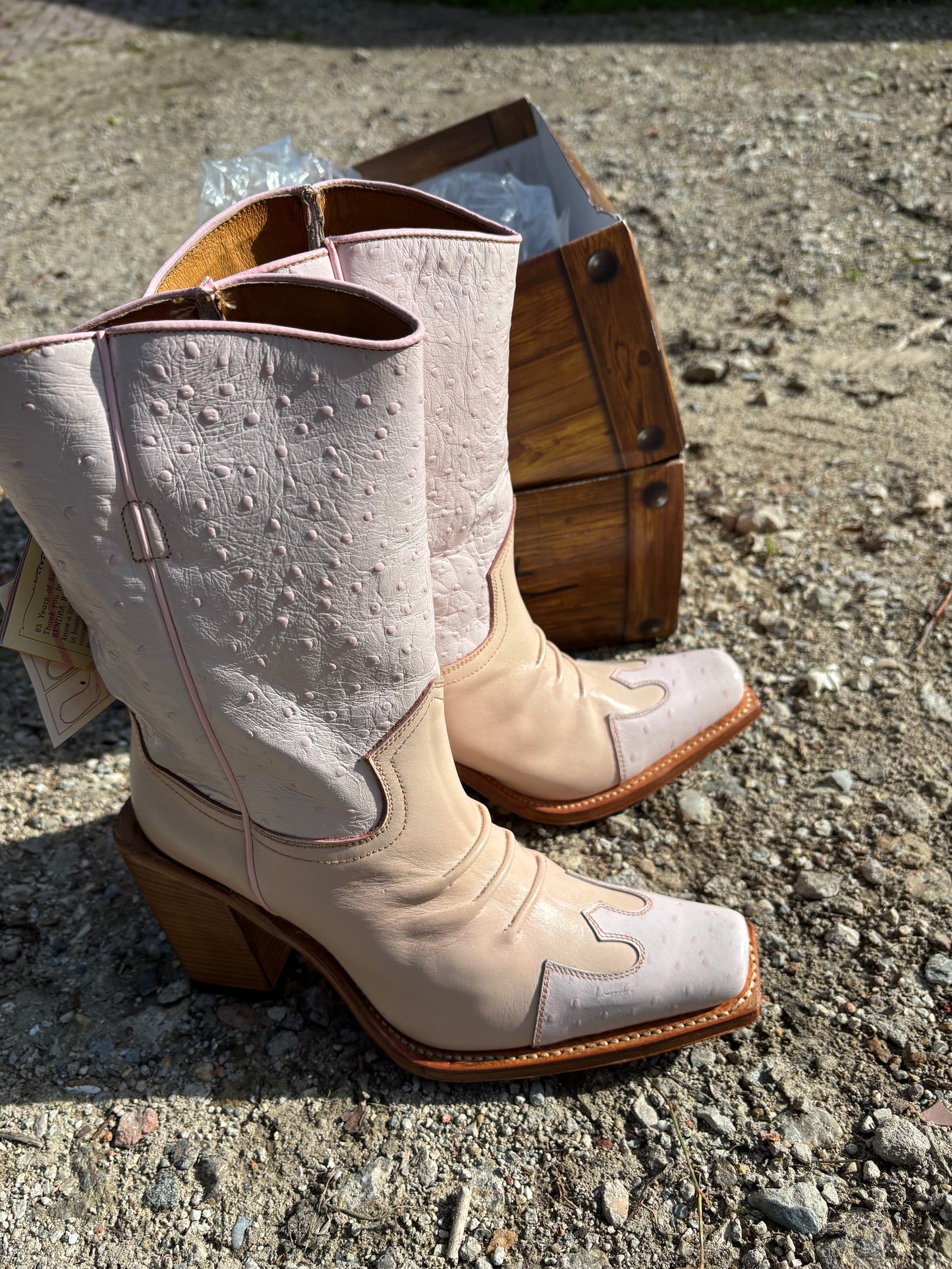 Sendra boots soft pink | Size 40